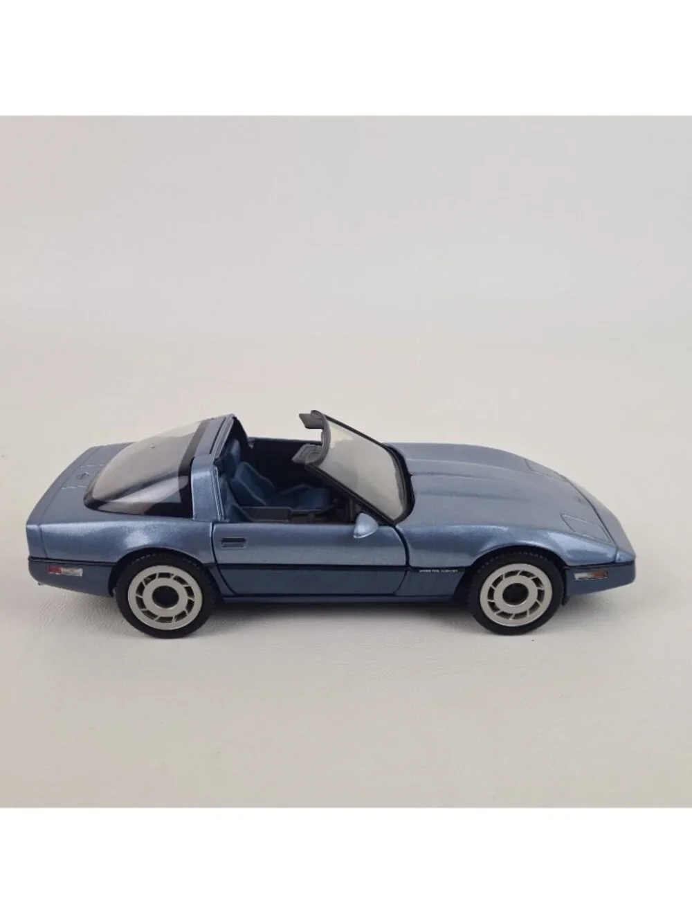 Franklin Mint Precision Models 1984 Corvette Blue 1:24 Die Cast B11VB58
